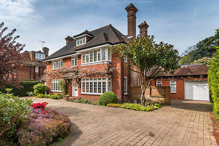 5 Bedroom Detached House For Sale In Renfrew Road, Kingston Upon Thames, KT2