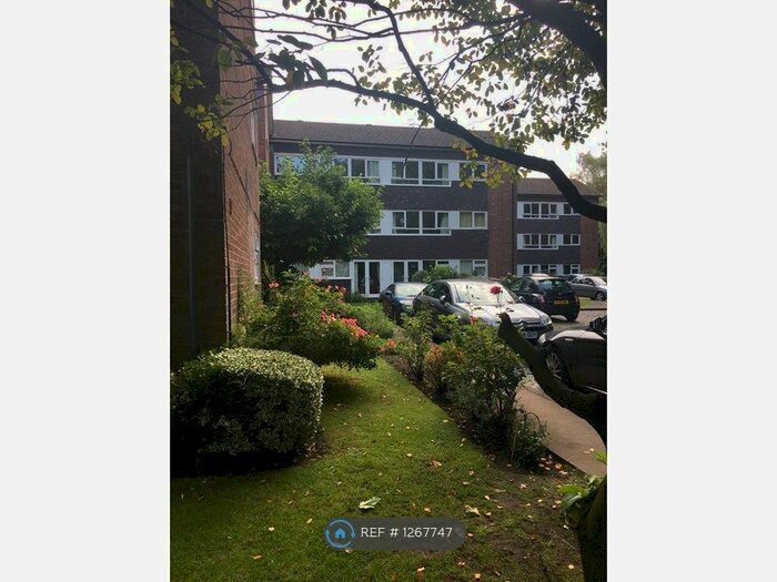 2 Bedroom Flat To Rent In Lawngreen Avenue, Chorlton Cum Hardy M21