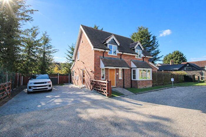 4 Bedroom Detached House For Sale In Tye Green Village, Harlow, CM18