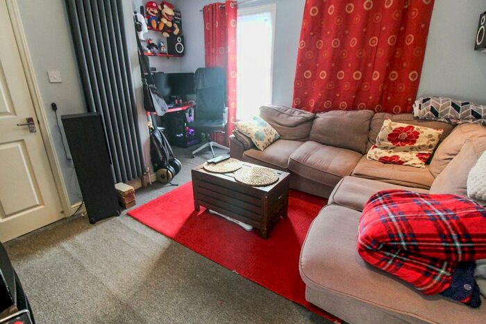 3 Bedroom Terraced House For Sale In Waverley Road, Reading, RG30