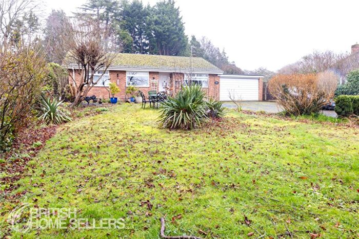 3 Bedroom Detached House For Sale In Quinton Road, Wootton, Northampton, Northamptonshire, NN4