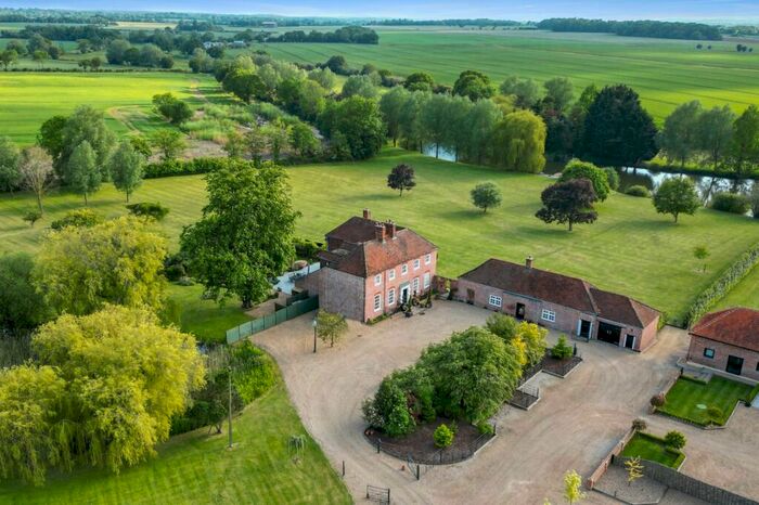 4 Bedroom Detached House For Sale In Fyfield Road, Willingale, Ongar, Essex, CM5