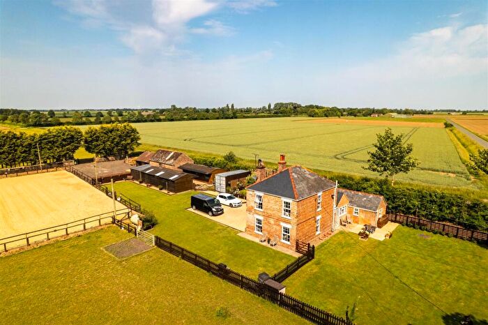 4 Bedroom Detached House For Sale In Marsh Road, Lutton Marsh, PE12