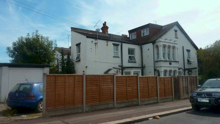 1 Bedroom Flat To Rent In Woodgrange Drive, Southend-On-Sea, SS1
