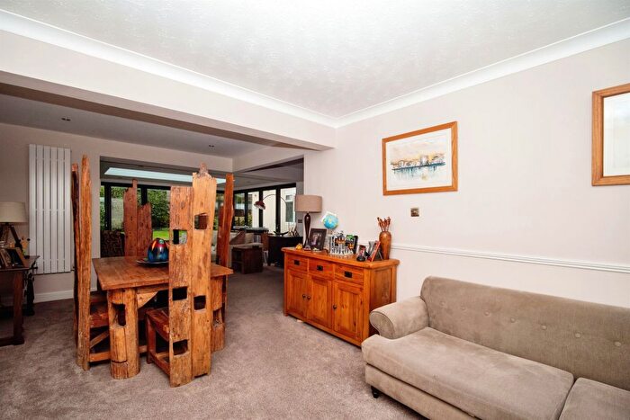 4 Bedroom Detached House For Sale In Louise Road, Dorchester, DT1