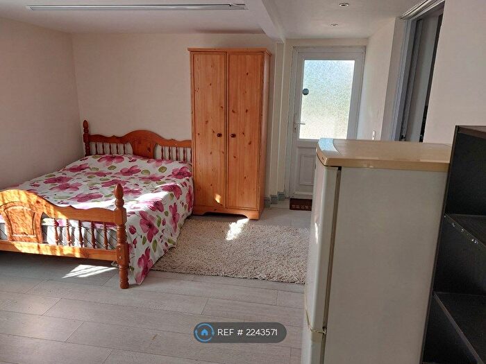 Studio To Rent In Main Road, Old Leake, Boston, PE22