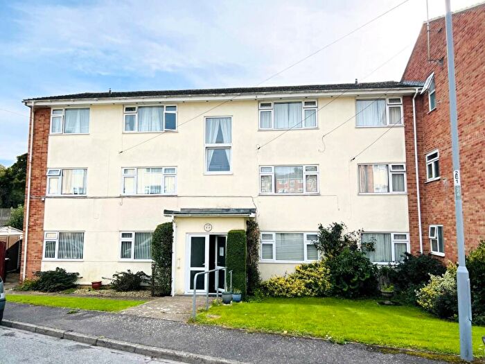 2 Bedroom Apartment To Rent In Preston, Weymouth, DT3