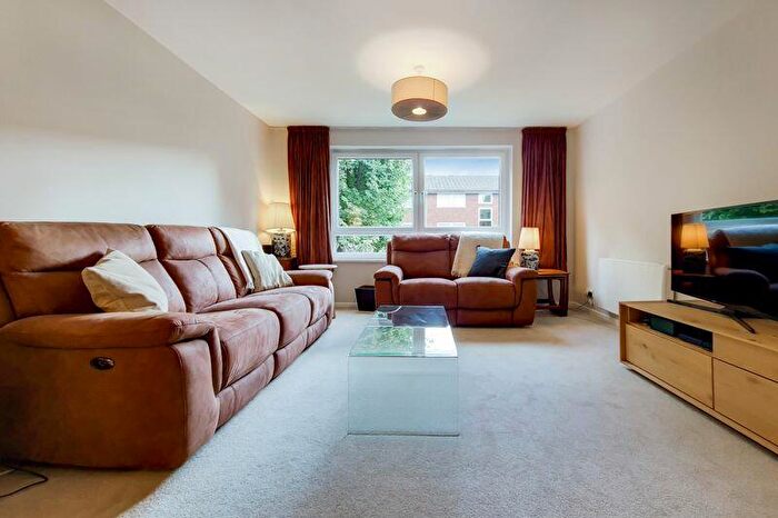 2 Bedroom Apartment To Rent In Regent Square, London, E3