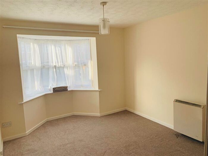 1 Bedroom Flat To Rent In Gordon Road, Canterbury, CT1