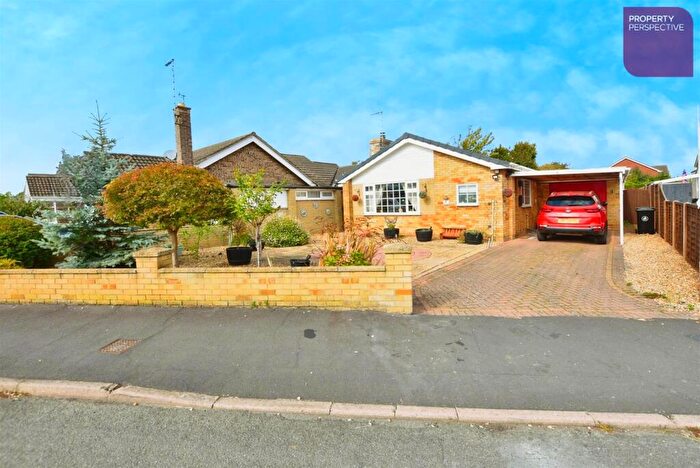 2 Bedroom Detached Bungalow For Sale In Primrose Crescent, Pinchbeck, PE11