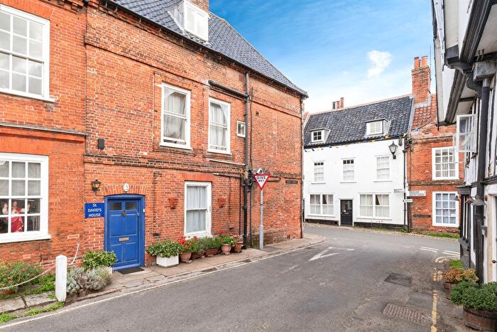 6 Bedroom Terraced House For Sale In Friday Market Place, Walsingham, NR22