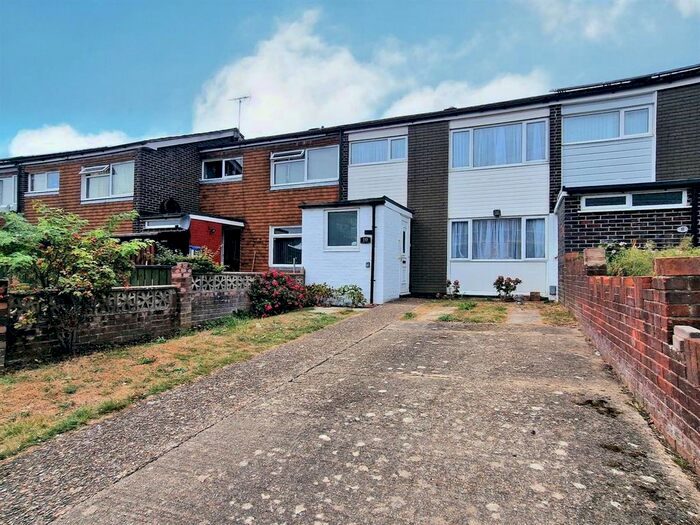 3 Bedroom Terraced House To Rent In Corbett Road, Waterlooville, PO7