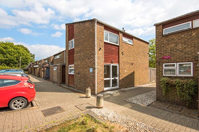 3 Bedroom End Of Terrace House For Sale In Clover Walk, Edenbridge, TN8