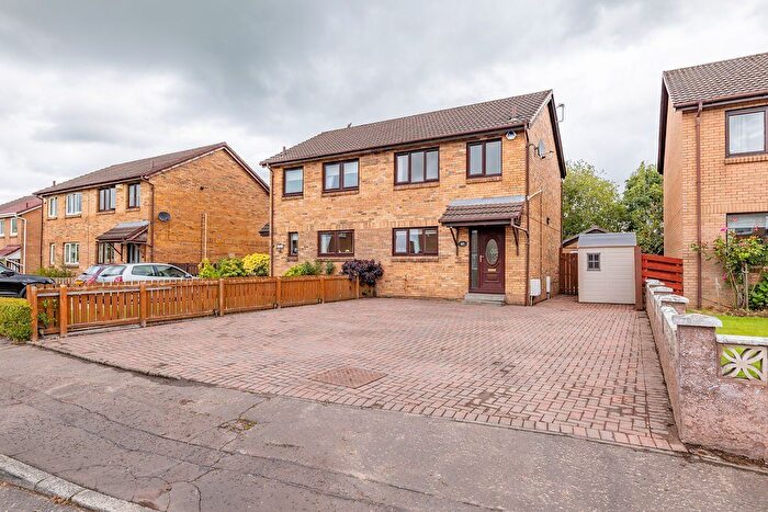 3 Bedroom Semi-Detached House For Sale In Castle View, Newmains, ML2