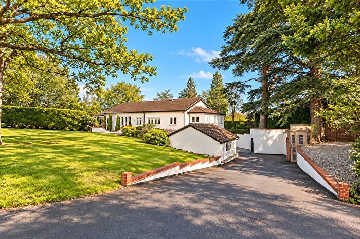 4 Bedroom Semi Detached House To Rent In Ottershaw Park, Ottershaw, Chertsey, Surrey, KT16