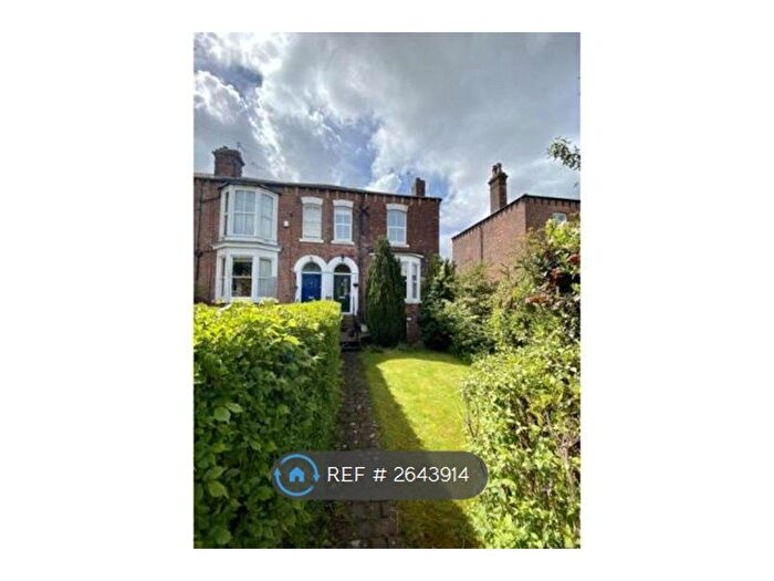 4 Bedroom End Of Terrace House To Rent In Valley Terrace, Leeds, LS17