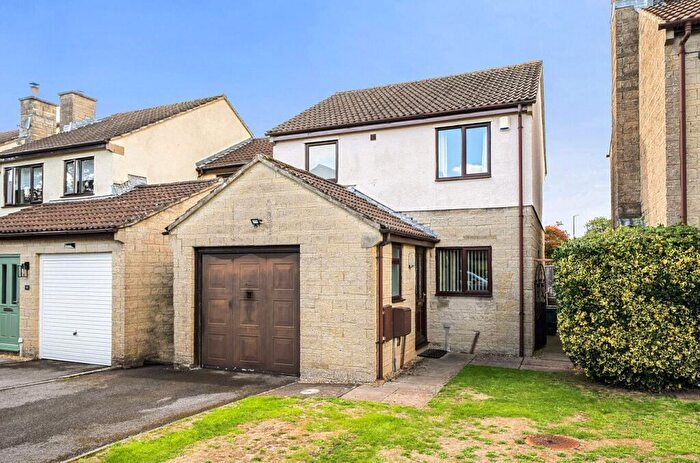3 Bedroom Detached House For Sale In Ashmead, Temple Cloud, Bristol, BS39