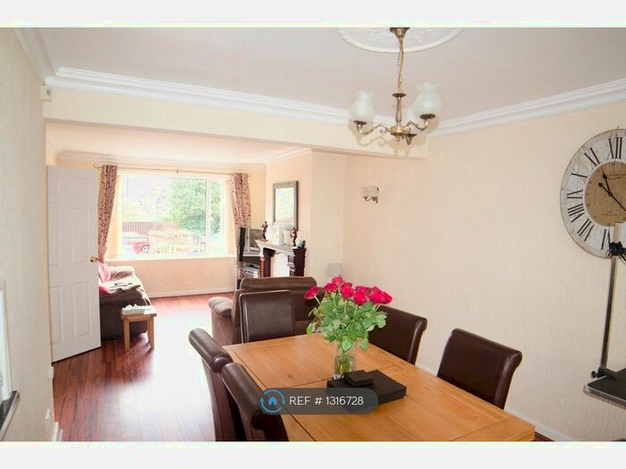 3 Bedroom Terraced House To Rent In Heathfield Terrace, Halifax HX3