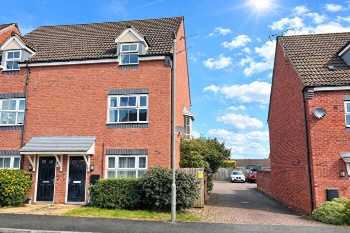 2 Bedroom Property To Rent In Gough Grove, Nottingham, NG10