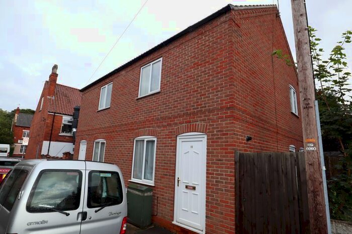 2 Bedroom Semi-Detached House To Rent In Spital Street, Lincoln, LN1