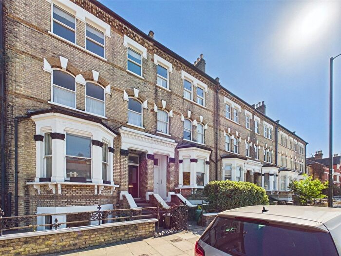 1 Bedroom Flat To Rent In St Margarets Road, St Margarets, TW1