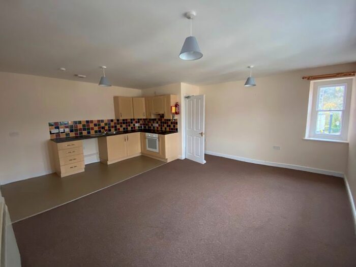 1 Bedroom Flat To Rent In Bridge Street, Usk NP15