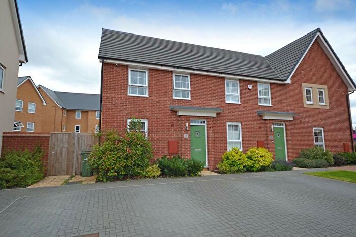 3 Bedroom End Of Terrace House To Rent In Aquitania Close, Brooklands, Milton Keynes, Buckinghamshire, MK10