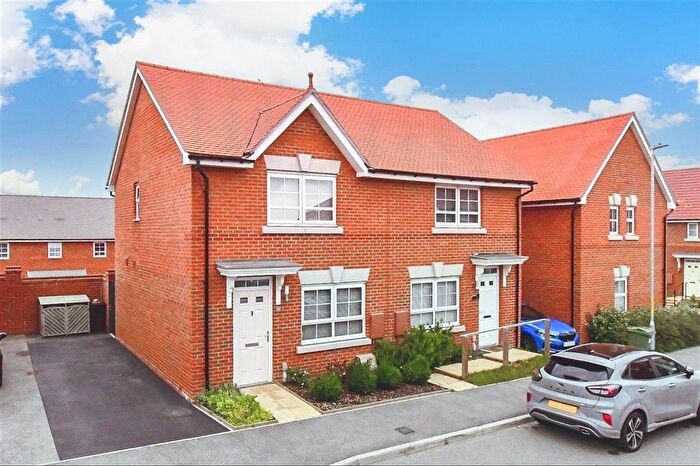 2 Bedroom Semi Detached House For Sale In Tettenhall Way, Faversham, Kent, ME13
