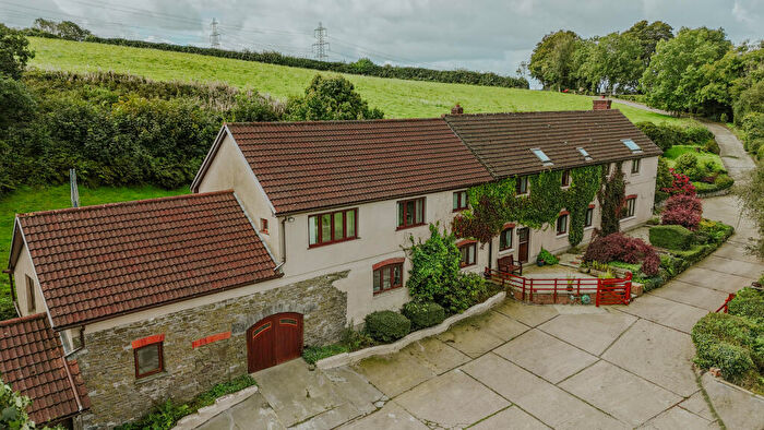 4 Bedroom Detached House For Sale In Pontantwn, Kidwelly, SA17