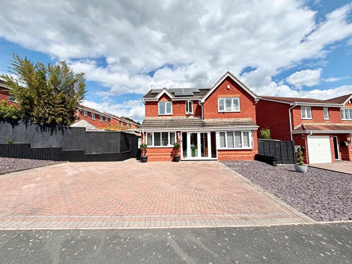 4 Bedroom Detached House For Sale In Ashton Park Drive, Brierley Hill, DY5