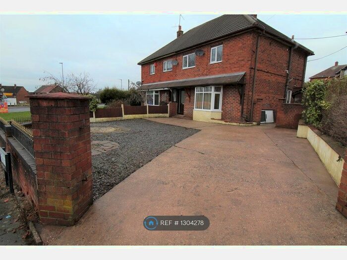 3 Bedroom Semi-Detached House To Rent In Calvary Crescent, Stoke-On-Trent ST2