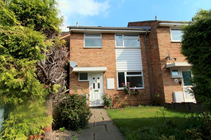 3 Bedroom End Of Terrace House To Rent In Blake Drive, Aylesford, Kent, ME20