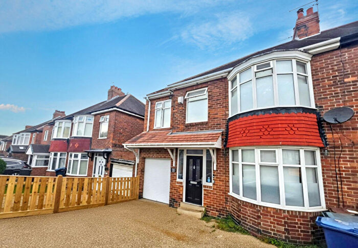 5 Bedroom Semi-Detached House For Sale In Stocksfield Avenue, Newcastle Upon Tyne, Tyne And Wear, NE5