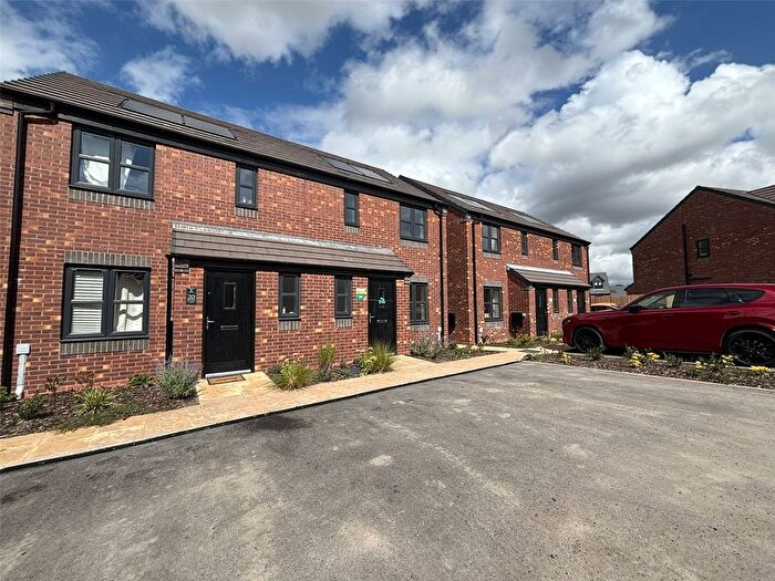 3 Bedroom Detached House To Rent In Grocers Close, Lawley, Telford, TF4