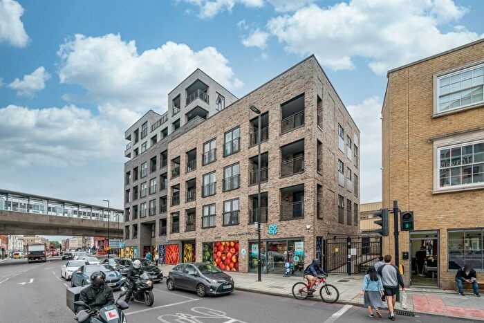 2 Bedroom Flat To Rent In Deptford Bridge, Greenwich, SE8