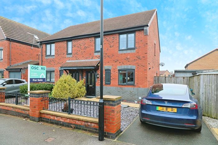 3 Bedroom Semi Detached House For Sale In Woldcarr Road, Hull, HU3