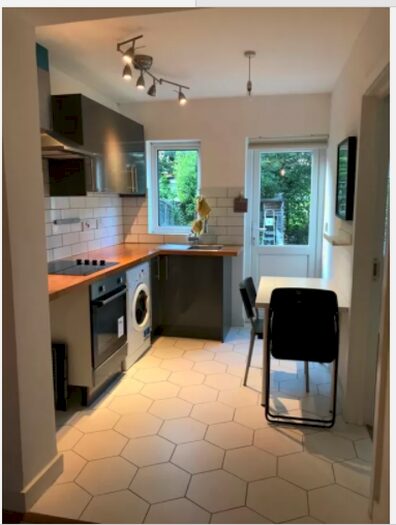 2 Bedroom Terraced House To Rent In Colindale, Edgware, Greater London HA8