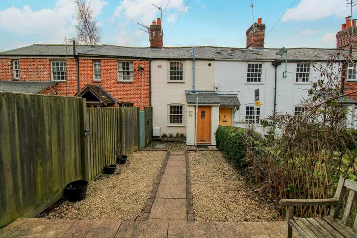 2 Bedroom Cottage To Rent In Alma Place, High Street, Marlborough SN8