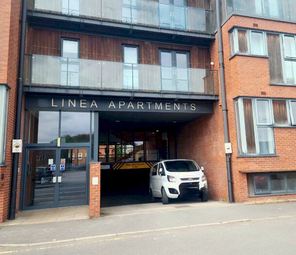 1 Bedroom Flat To Rent In Dunstall Street, Scunthorpe, DN15