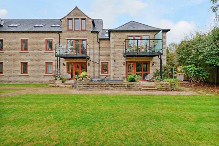 3 Bedroom Flat For Sale In High Wray, Millhouses Lane, S11