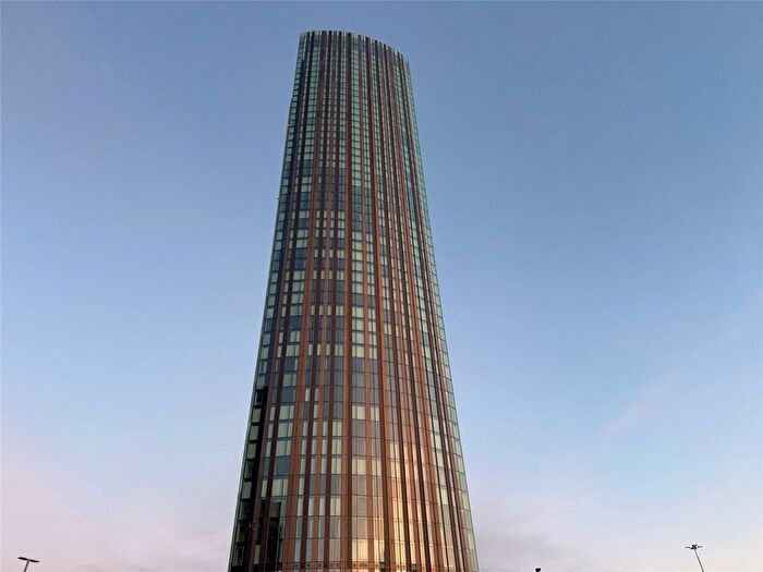 1 Bedroom Flat For Sale In Trinity Way, Manchester, M3