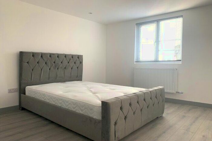 6 Bedroom Property To Rent In Broomfield, London, E17