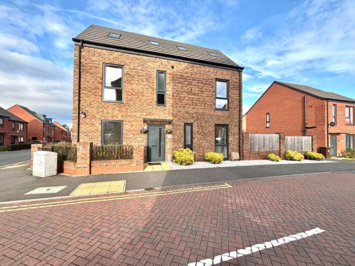 5 Bedroom House To Rent In Hangthwaite Close, Manor, Sheffield, S2