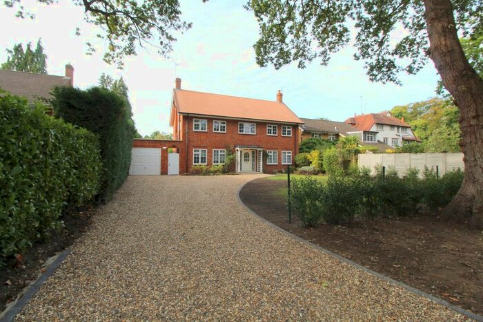 4 Bedroom Detached House To Rent In Coldharbour Road, West Byfleet, KT14