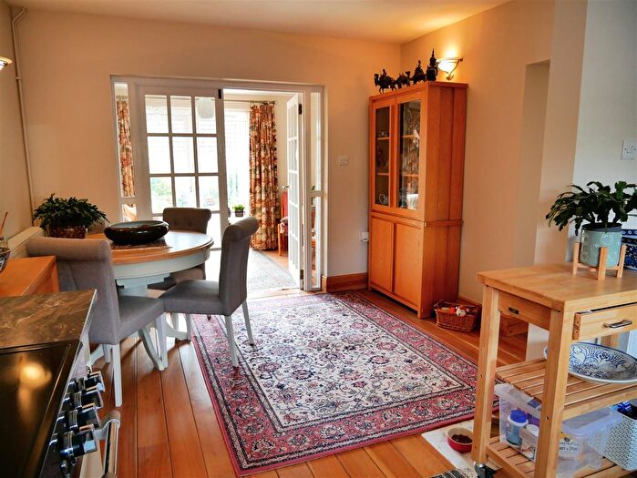 3 Bedroom Detached Bungalow For Sale In Curzon Street, Calne, SN11