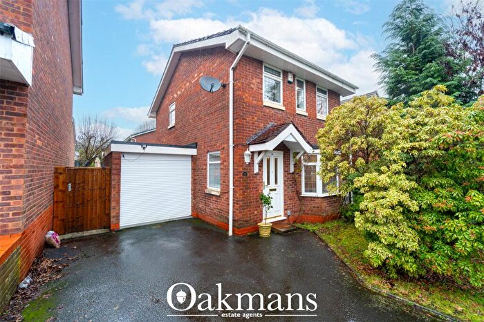 3 Bedroom Detached House For Sale In Camino Road, Birmingham, West Midlands, B32