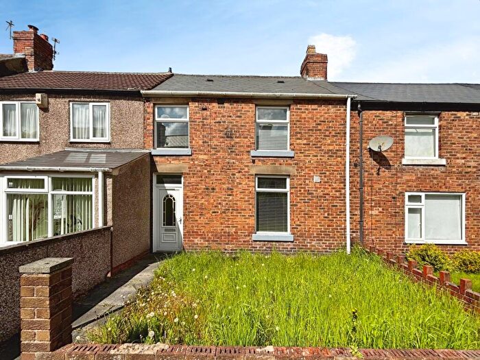 3 Bedroom Terraced House For Sale In Earsdon Terrace, West Allotment, Newcastle Upon Tyne, NE27