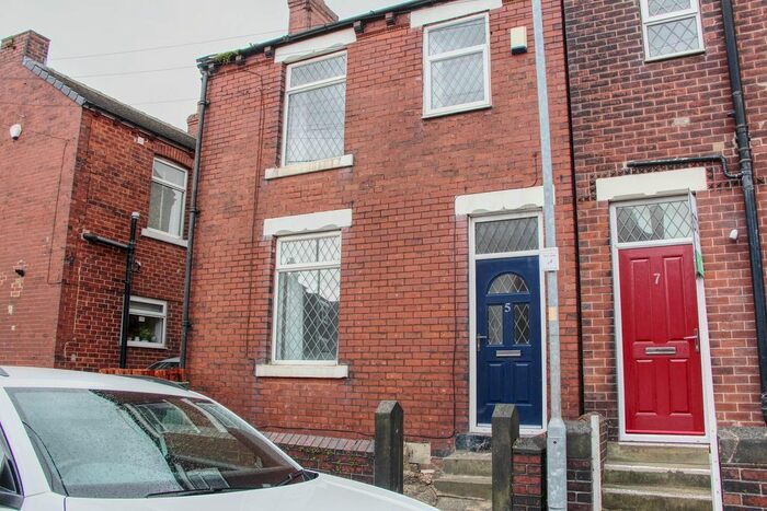 2 Bedroom Detached House To Rent In Woodbine Street, Ossett WF5