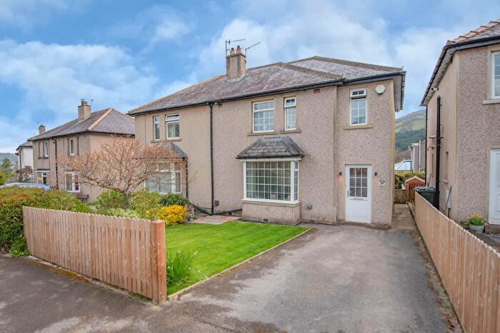 3 Bedroom Semi Detached House For Sale In West Lane, Sutton In Craven, North Yorkshire, BD20