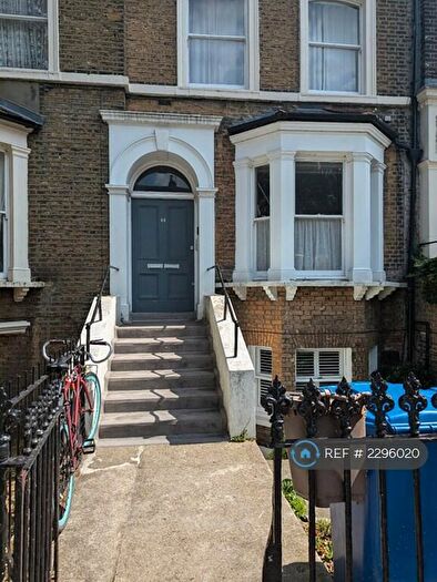 1 Bedroom Flat To Rent In Vicarage Grove, London, SE5